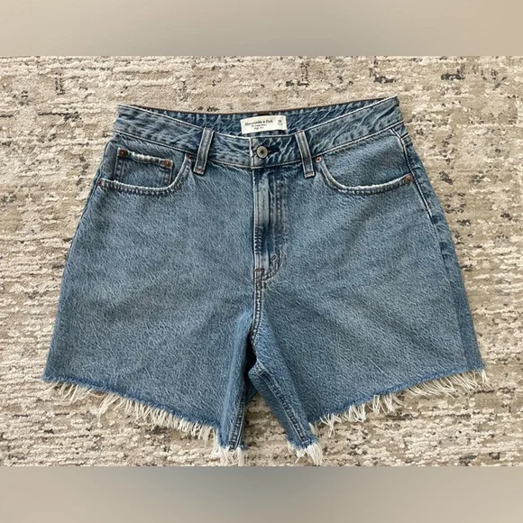 Size 28 Bermuda Long - Picture 6 of 13